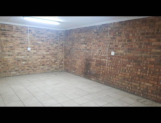INDUSTRIAL PROPERTY TO RENT IN VANDERBIJLPARK SE 6